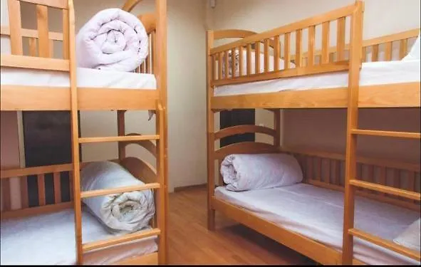 Apartment Kiev ホステル